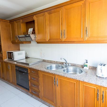 Disfruta De Melide En Este Amplio Apartamento Buitenkant foto