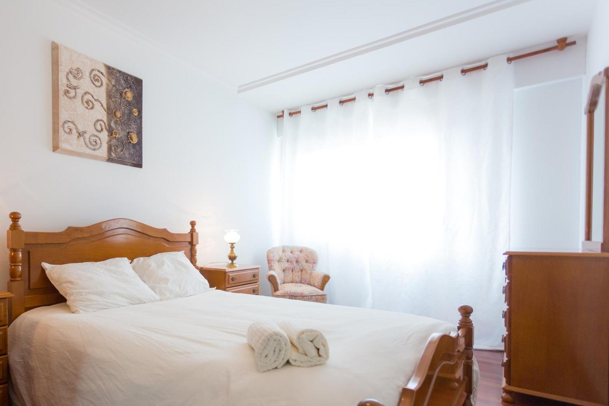 Disfruta De Melide En Este Amplio Apartamento Buitenkant foto