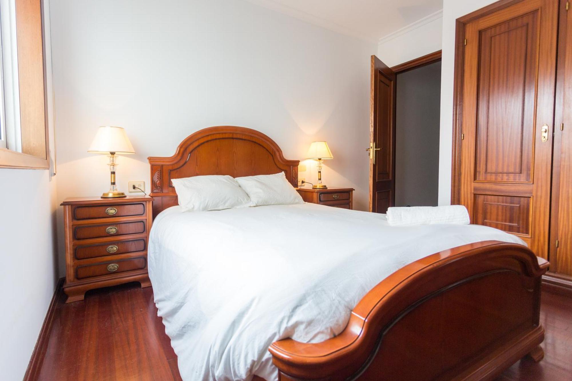 Disfruta De Melide En Este Amplio Apartamento Buitenkant foto